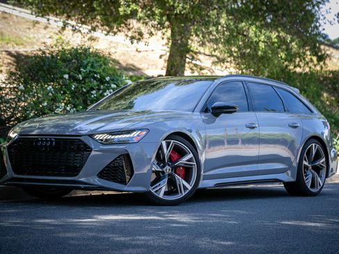 Used 2023 Audi RS 6 AWD/4WD image 1