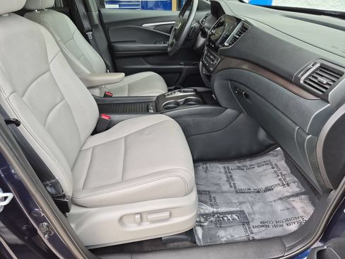 Used 2023 Honda Passport EX-L image 31