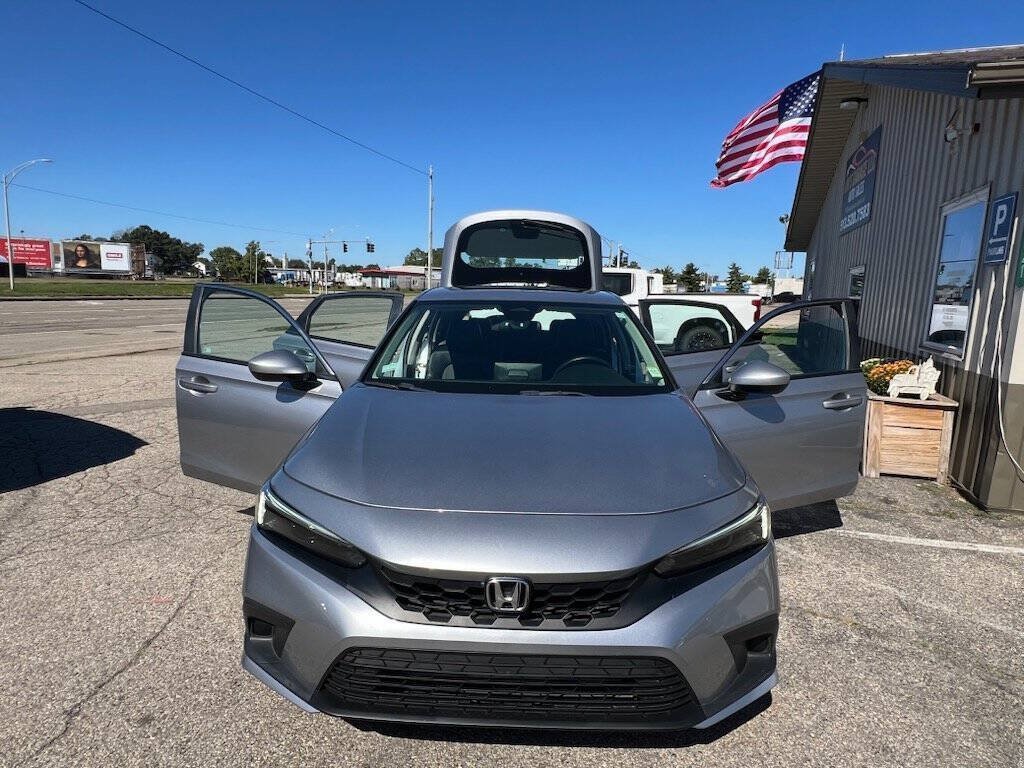 Used 2022 Honda Civic EX-L image 1