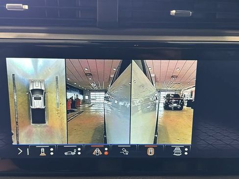 New 2026 GMC Sierra 3500 Denali AWD/4WD image 38