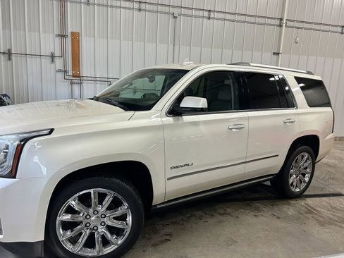 Used 2015 GMC Yukon Denali w/ Open Road Package image 2
