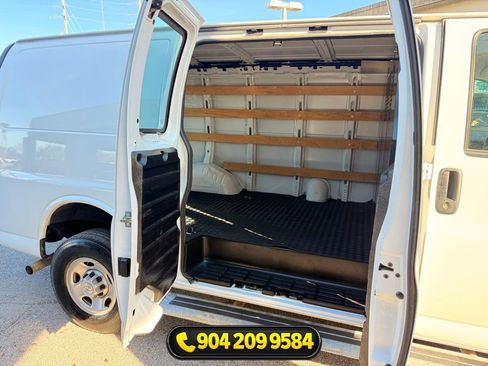 Used 2023 Chevrolet Express 2500 w/ Driver Convenience Package RWD image 27