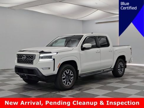 Used 2024 Nissan Frontier SL w/ Technology Package AWD/4WD image 1