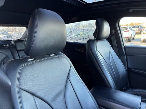 Used 2018 Lincoln MKX Reserve image 25