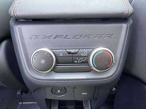 Used 2026 Ford Explorer Active w/ Active Comfort Package AWD/4WD image 17