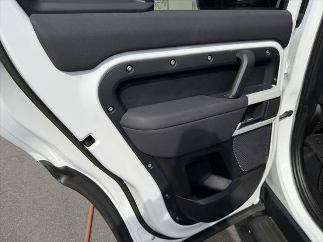 Used 2023 Land Rover Defender 110 S AWD/4WD image 14
