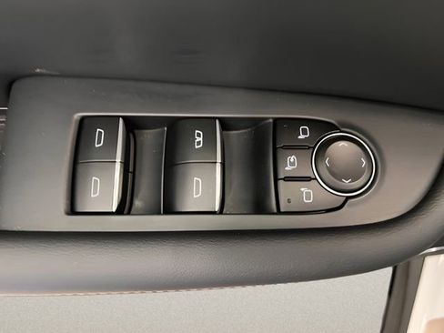 Used 2026 Buick Enclave Sport Touring AWD/4WD image 16