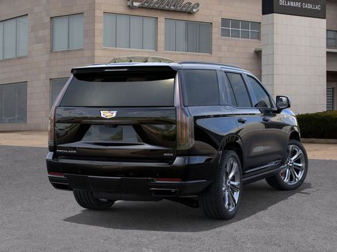 Used 2026 Cadillac Escalade Sport w/ Touring Package AWD/4WD image 4
