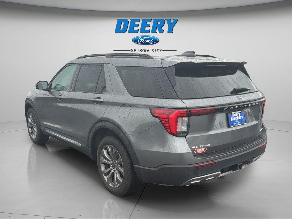 Certified 2025 Ford Explorer Active w/ Active Comfort Package AWD/4WD image 8