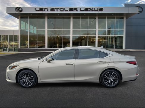 Certified 2024 Lexus ES 350 w/ Premium Package image 6