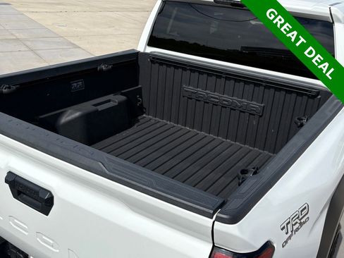 Used 2024 Toyota Tacoma TRD Off-Road image 40