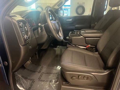 Certified 2022 Chevrolet Silverado 1500 Custom AWD/4WD image 22
