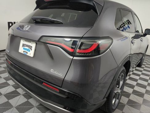 Certified 2024 Honda HR-V EX-L image 6