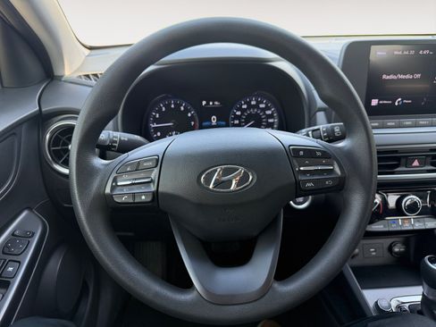 Used 2023 Hyundai Kona SEL FWD image 13