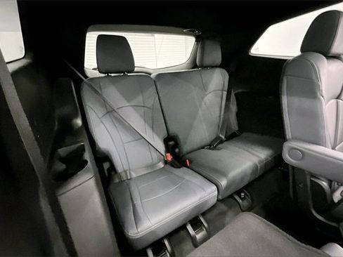 Used 2023 Buick Enclave Essence w/ Experience Buick Package image 29