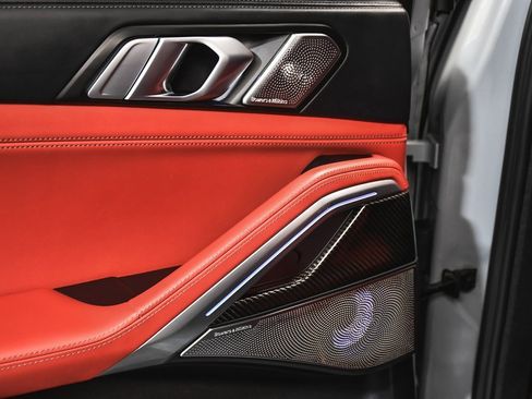 Used 2024 BMW X6 M Competition w/ Executive Package image 15