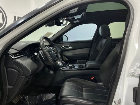 Used 2019 Land Rover Range Rover Velar R-Dynamic SE AWD/4WD image 13