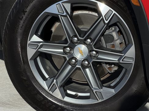 Certified 2023 Chevrolet Blazer LT w/ Convenience Package image 9