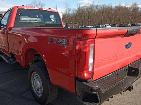 Used 2024 Ford F250 XL w/ FX4 Off-Road Package image 2
