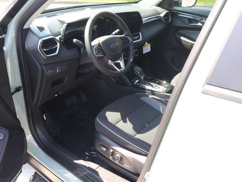 New 2026 Chevrolet TrailBlazer LT w/ Convenience Package FWD image 13