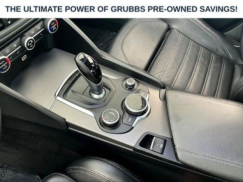 Used 2019 Alfa Romeo Giulia Ti Sport w/ Quick Order Package 22U Sport RWD image 18