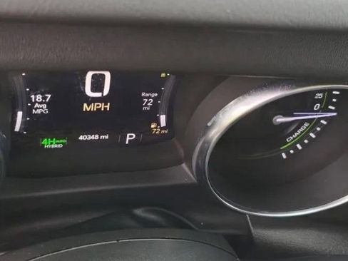 Used 2023 Jeep Wrangler Unlimited Sahara w/ Cold Weather Group image 11