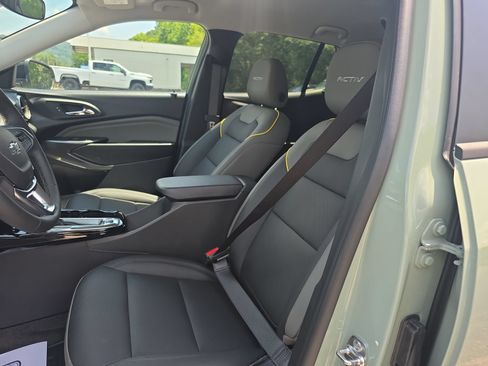 New 2026 Chevrolet Trax ACTIV FWD image 14