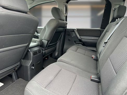 Used 2010 Nissan Titan SE w/ SE Value Truck Pkg RWD image 13
