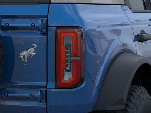 New 2026 Ford Bronco Badlands w/ Sasquatch Package AWD/4WD image 24