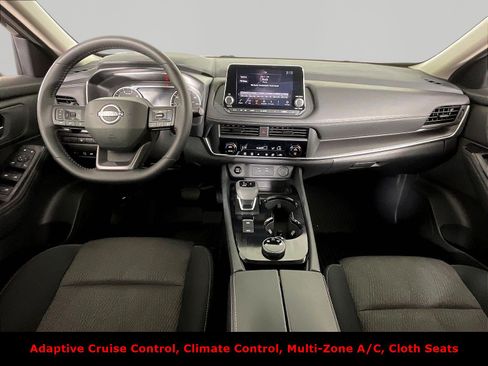 Certified 2026 Nissan Rogue SV AWD/4WD image 7