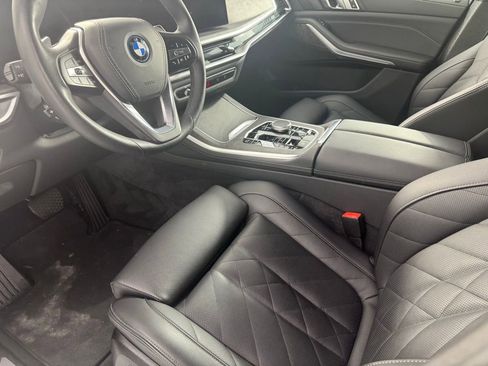 Certified 2025 BMW X5 xDrive50e w/ Parking Assistance Package AWD/4WD image 15