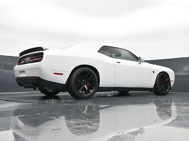 Used 2016 Dodge Challenger SRT Hellcat RWD image 45