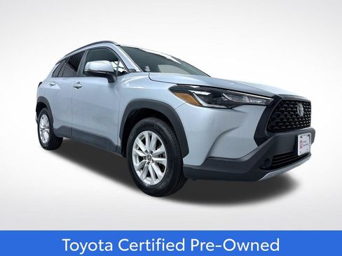Certified 2023 Toyota Corolla Cross LE w/ Moonroof Package AWD/4WD image 1