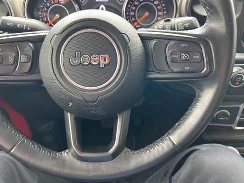 Used 2018 Jeep Wrangler Unlimited Sport S image 17