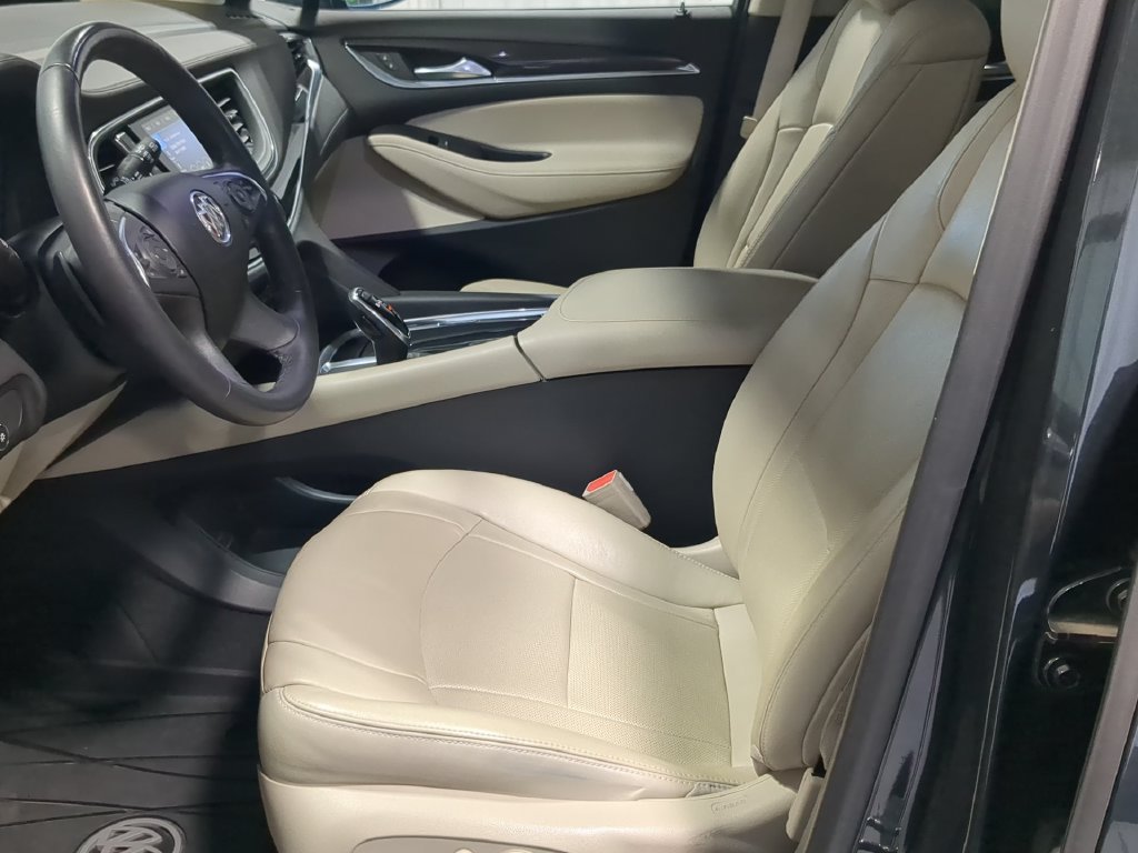 Used 2020 Buick Enclave Essence w/ Sound and Sites Package AWD/4WD image 20
