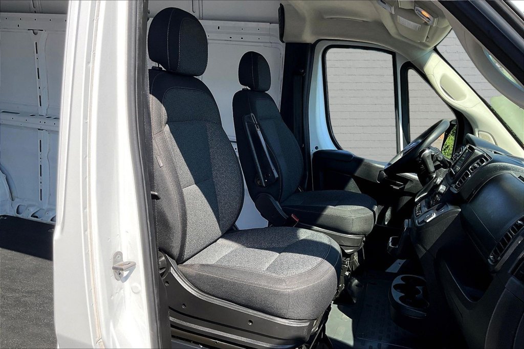 Used 2025 RAM ProMaster 2500 w/ Convenience Group FWD image 26