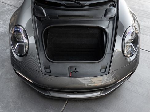 Certified 2023 Porsche 911 Carrera 4S AWD/4WD image 38