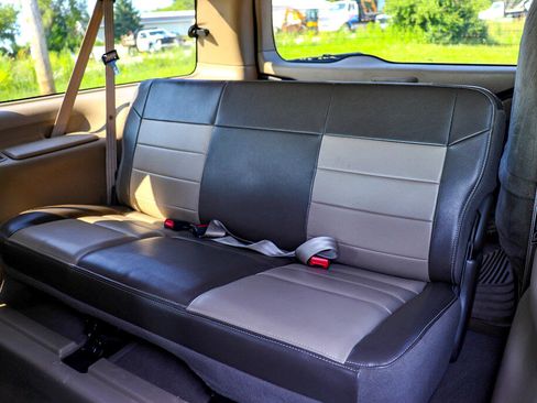 Used 2003 Ford Excursion Eddie Bauer image 29