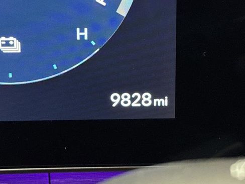 Used 2025 Hyundai Santa Fe Calligraphy image 6