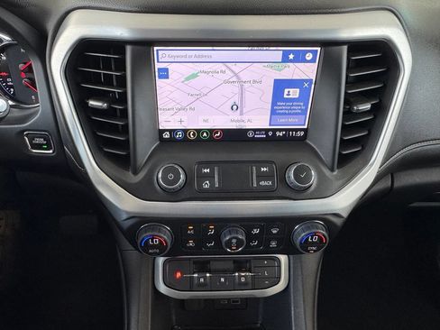 Used 2023 GMC Acadia SLT w/ Elevation Edition FWD image 32