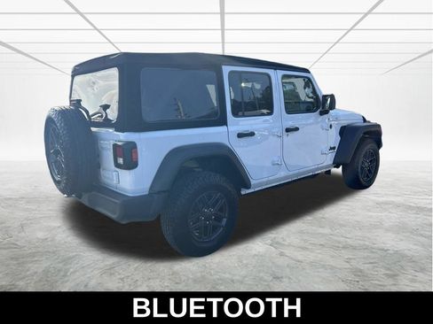 Used 2024 Jeep Wrangler Unlimited Sport AWD/4WD image 5