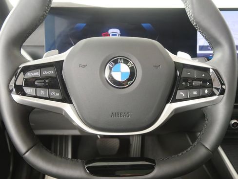 Used 2025 BMW 330i Sedan RWD image 17