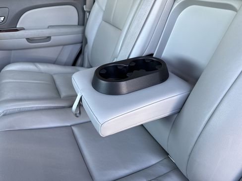 Used 2013 Chevrolet Tahoe LT w/ Luxury Package image 26