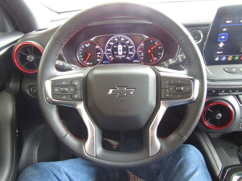 Used 2025 Chevrolet Blazer RS image 27