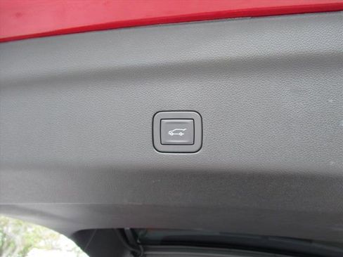 Certified 2026 Cadillac Escalade Platinum Sport w/ LPO, ONYX Package image 39