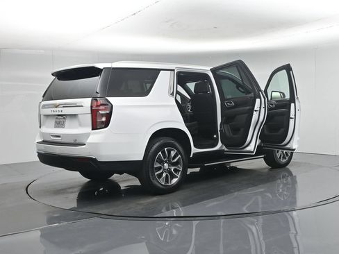 Used 2023 Chevrolet Tahoe LT w/ LT Signature Plus Package RWD image 35