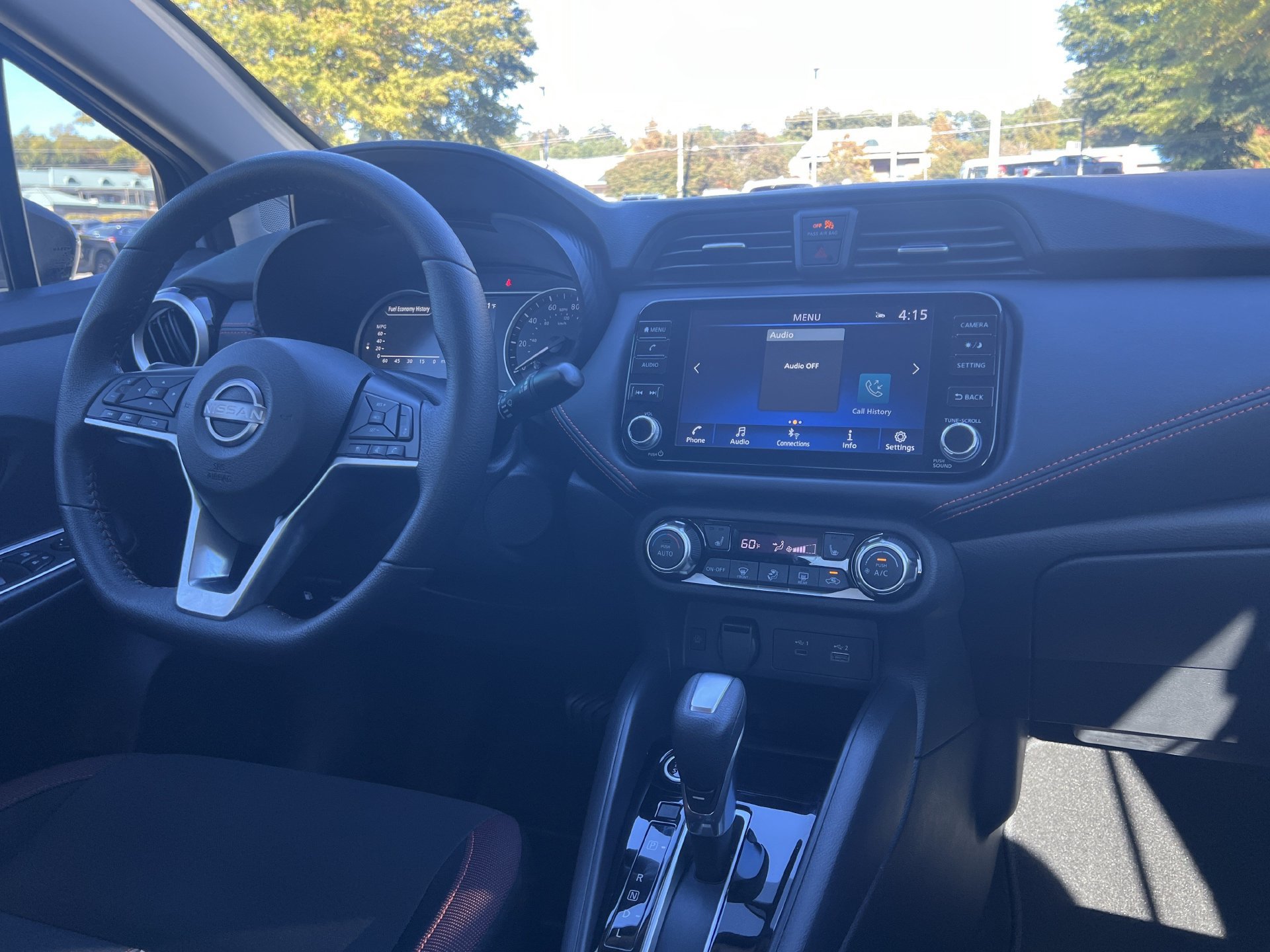 Used 2025 Nissan Versa SR w/ Trunk Package FWD image 3