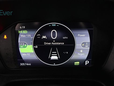 Used 2023 Chevrolet Bolt LT w/ Infotainment Package FWD image 7