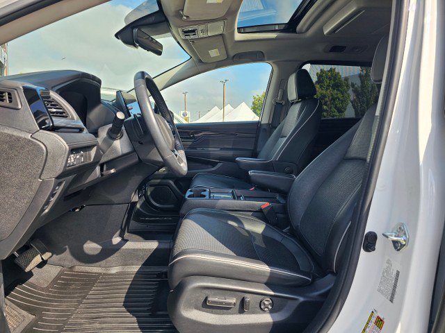 Used 2025 Honda Odyssey Elite image 29