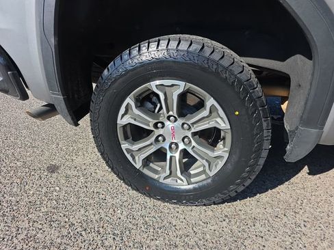 Used 2025 GMC Sierra 1500 SLT AWD/4WD image 20